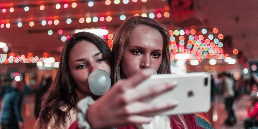 Wie viel muss man Influencern für Kooperationen auf TikTok, Instagram, YouTube & Co. zahlen?